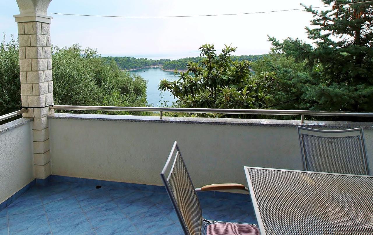 Apartments Eufemija 라브 외부 사진